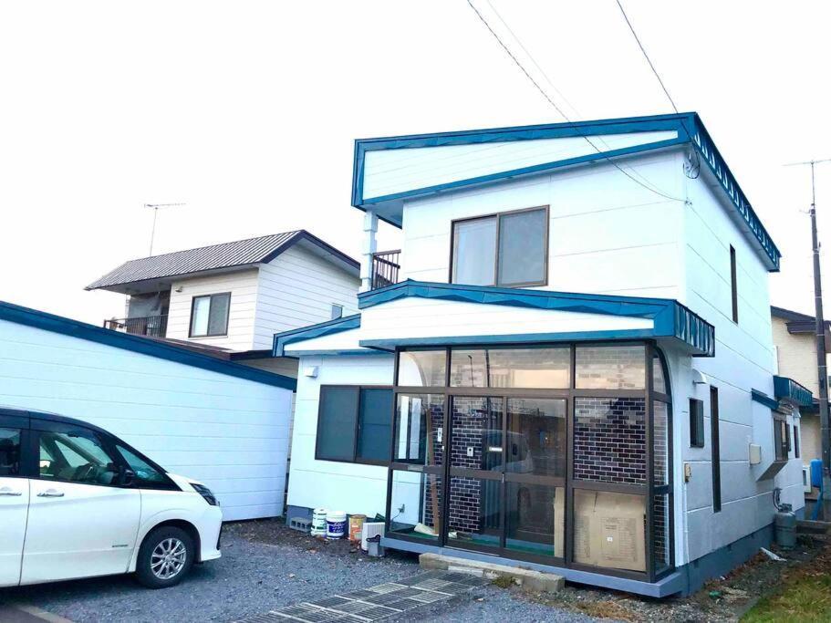 Poroto Base ウポポイまで徒歩2分 Vila Shiraoi Exterior foto